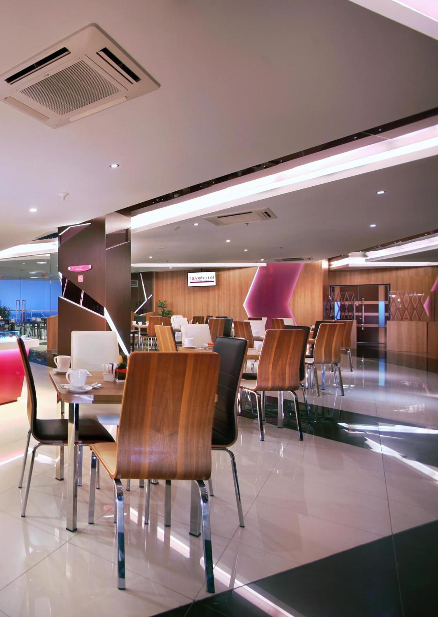 Favehotel Ltc Glodok Jakarta Ngoại thất bức ảnh