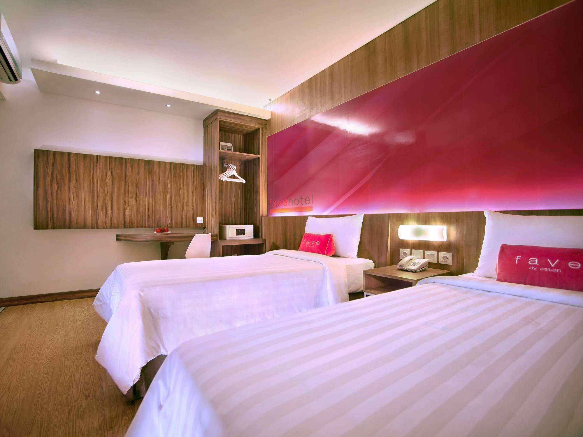 Favehotel Ltc Glodok Jakarta Ngoại thất bức ảnh