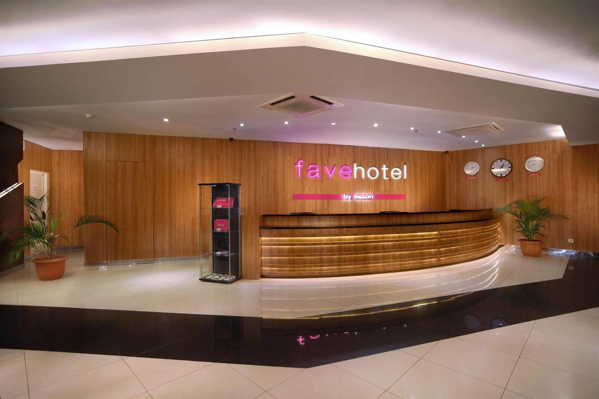 Favehotel Ltc Glodok Jakarta Ngoại thất bức ảnh