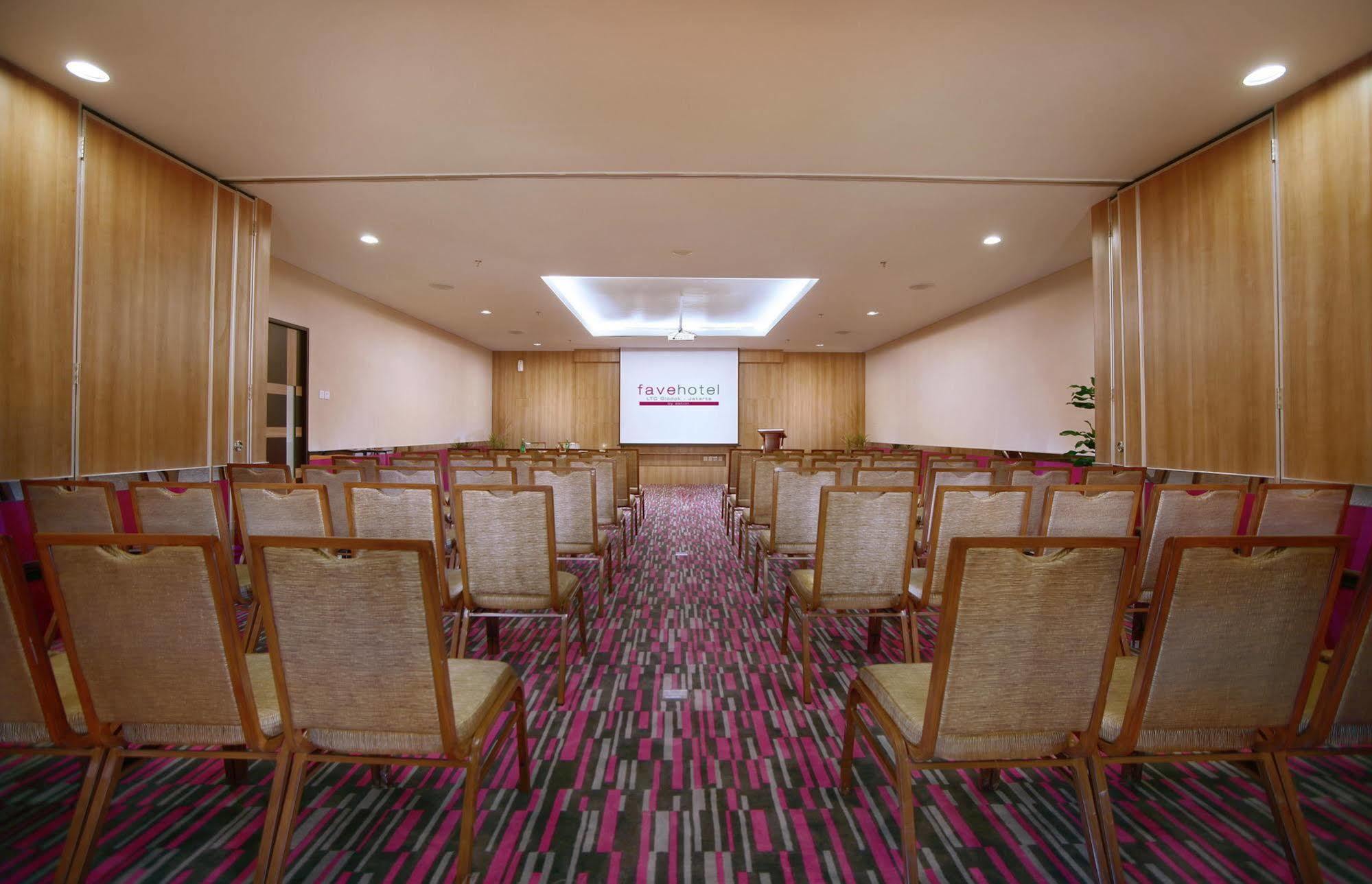Favehotel Ltc Glodok Jakarta Ngoại thất bức ảnh